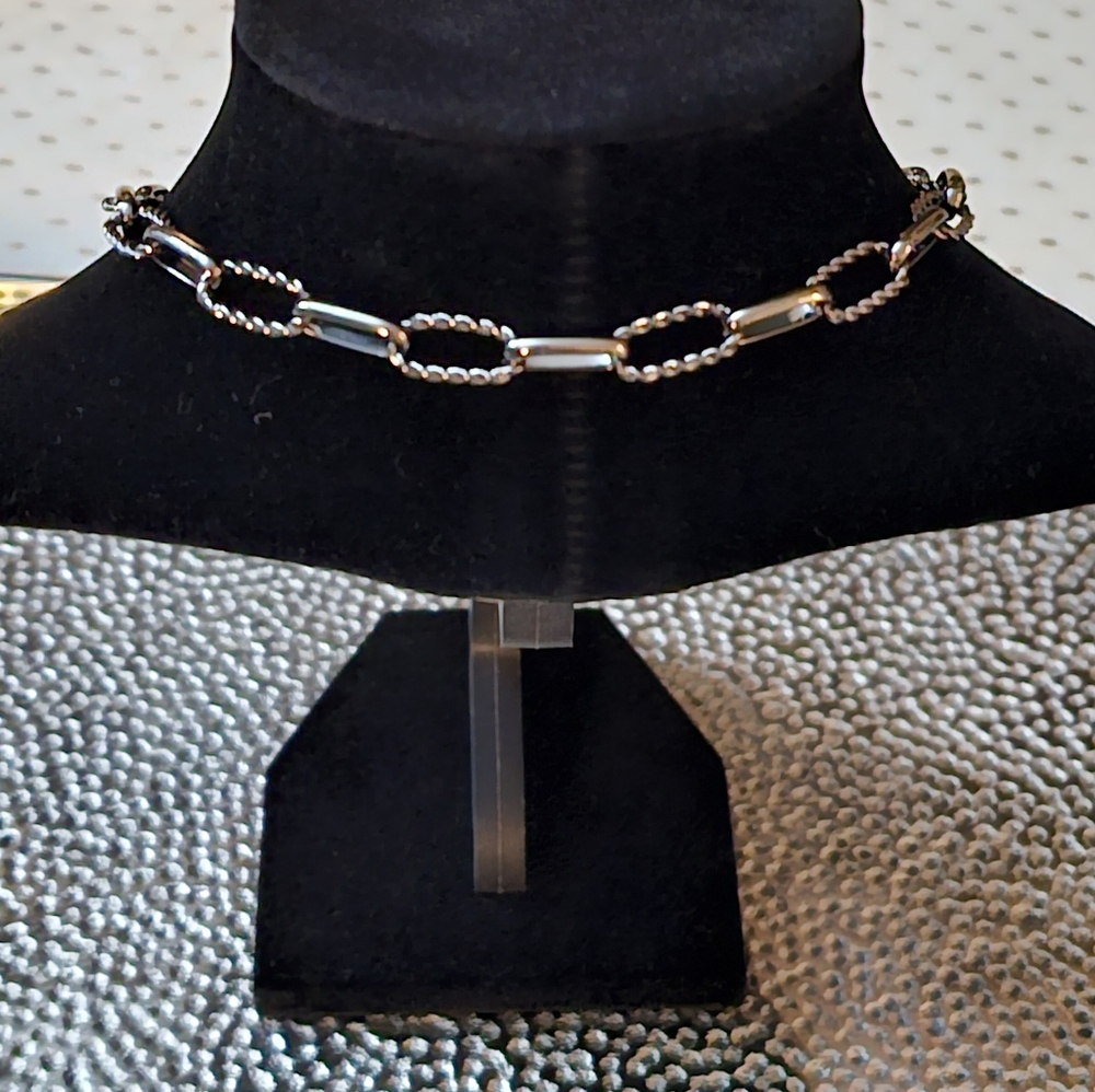 Bomb Party Sirens Collection Necklace - Picture 5 of 7